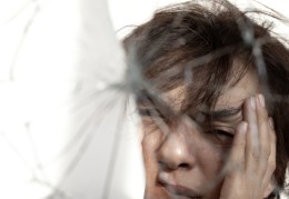 精神裂分症状(精神裂分症状早期有哪些症状表现)