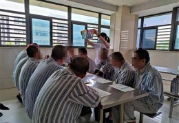 精神病医院病人真实视频纪录片(精神病医院视频播放)