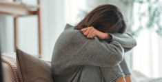 女孩看不到希望的图片(女生看不到未来的希望 还能挽回吗)