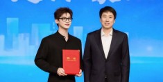 目标人物白敬亭黑化图片(目标人物白敬亭黑化图片壁纸)